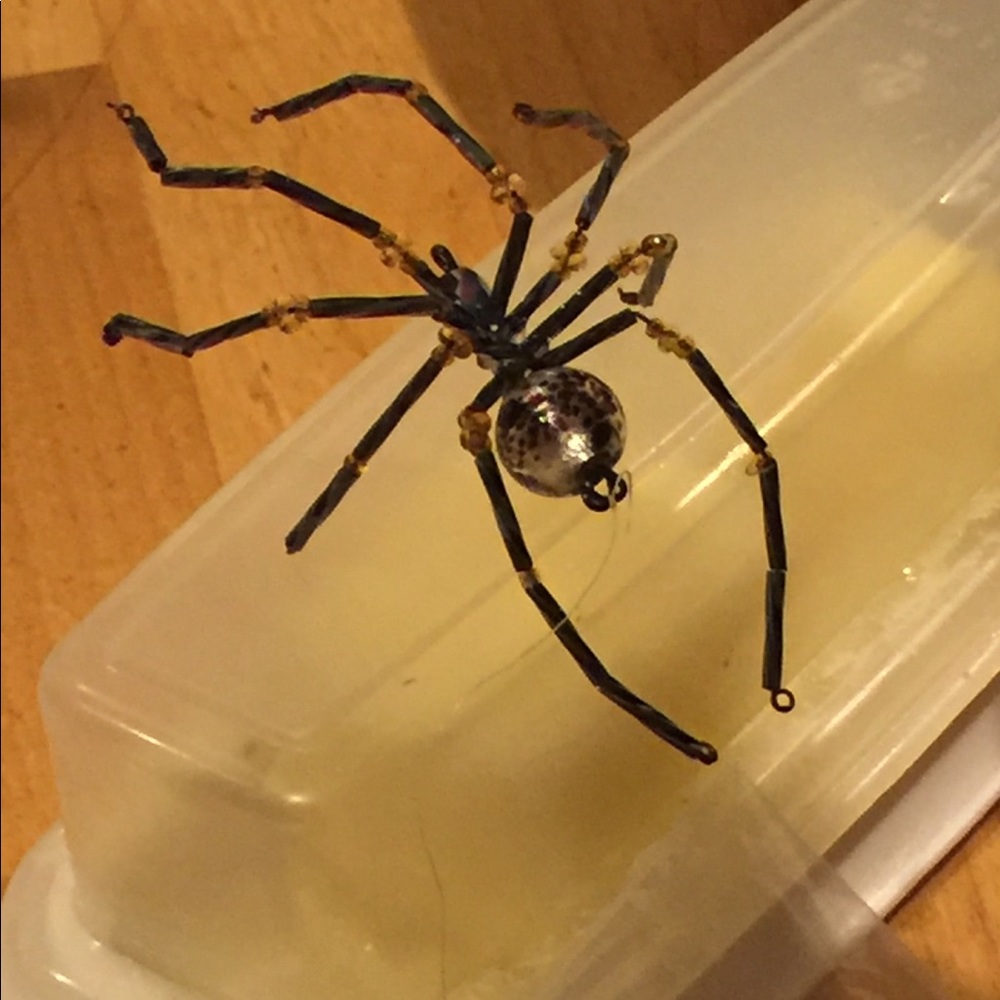 🥺🕷Scary Beaded Spider!🕷🙀 - Picture 1 of 8